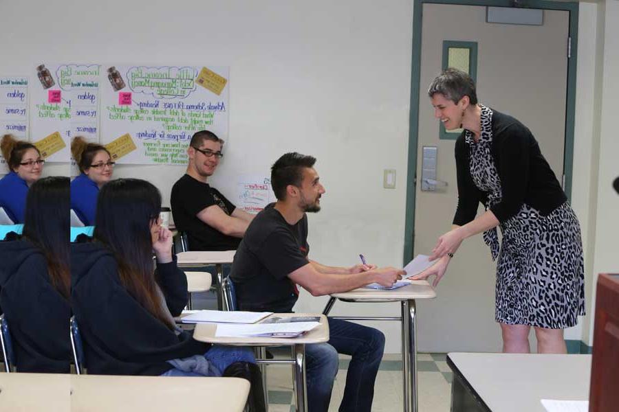 Kerry Roe In Classrom With Students